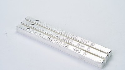 焊錫條在使用過程中產(chǎn)生很多的錫渣，有什么好的解決方法？